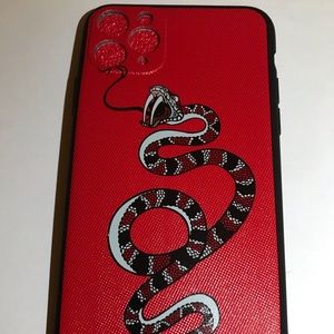 Iphone 11pro max/ cover / case 🔥